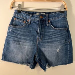 MADEWELL Curvy High-rise Denim Shorts Medium Wash - size 25